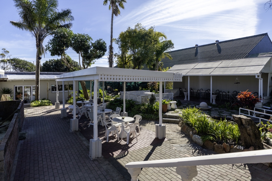 Commercial Property for Sale in East Bank Eastern Cape